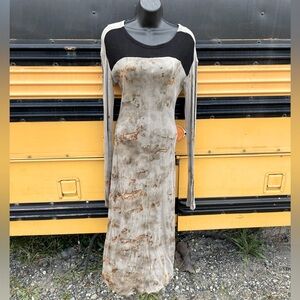 Dorawyn Oekotex Artisan handmade Dress - size Small